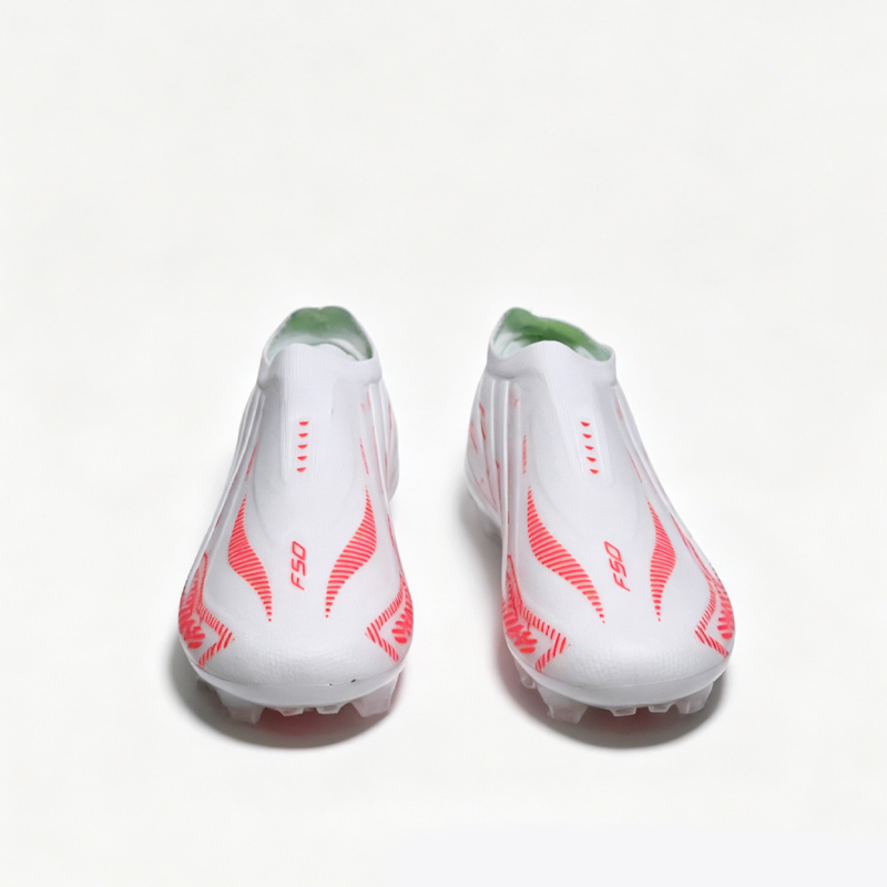 Wsuwane męskie buty piłkarskie – Sports Equipment For Boys recenzja i cena